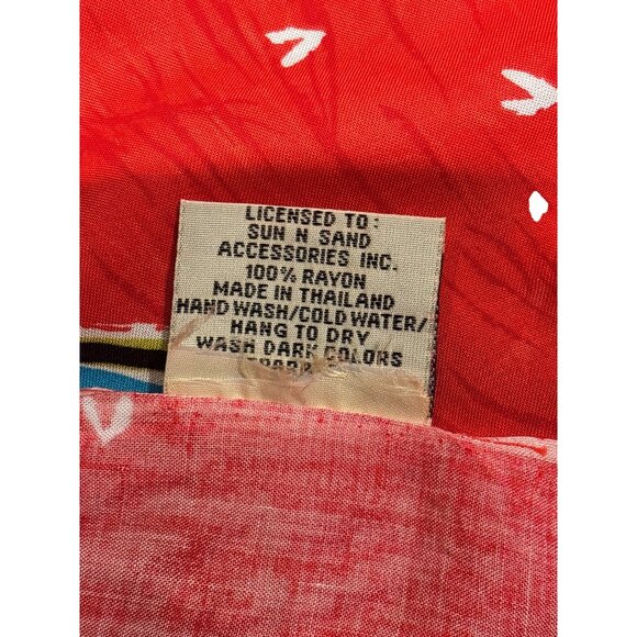 Sally Huss Red Heart Patterned Rayon Shawl Wrap Scarf With Fringe - Picture 5 of 10